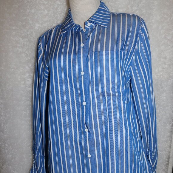 Daily Thread blue stripe longsleeve ladies button down medium 100% rayon - Picture 1 of 8